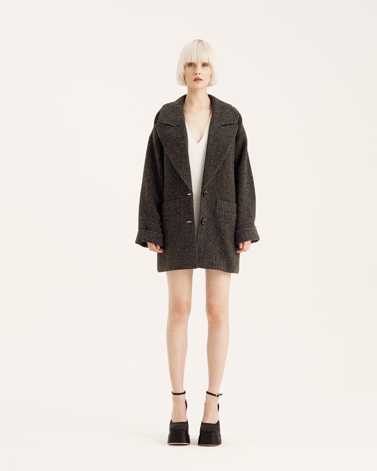 Wool classic herringbone coat in grey