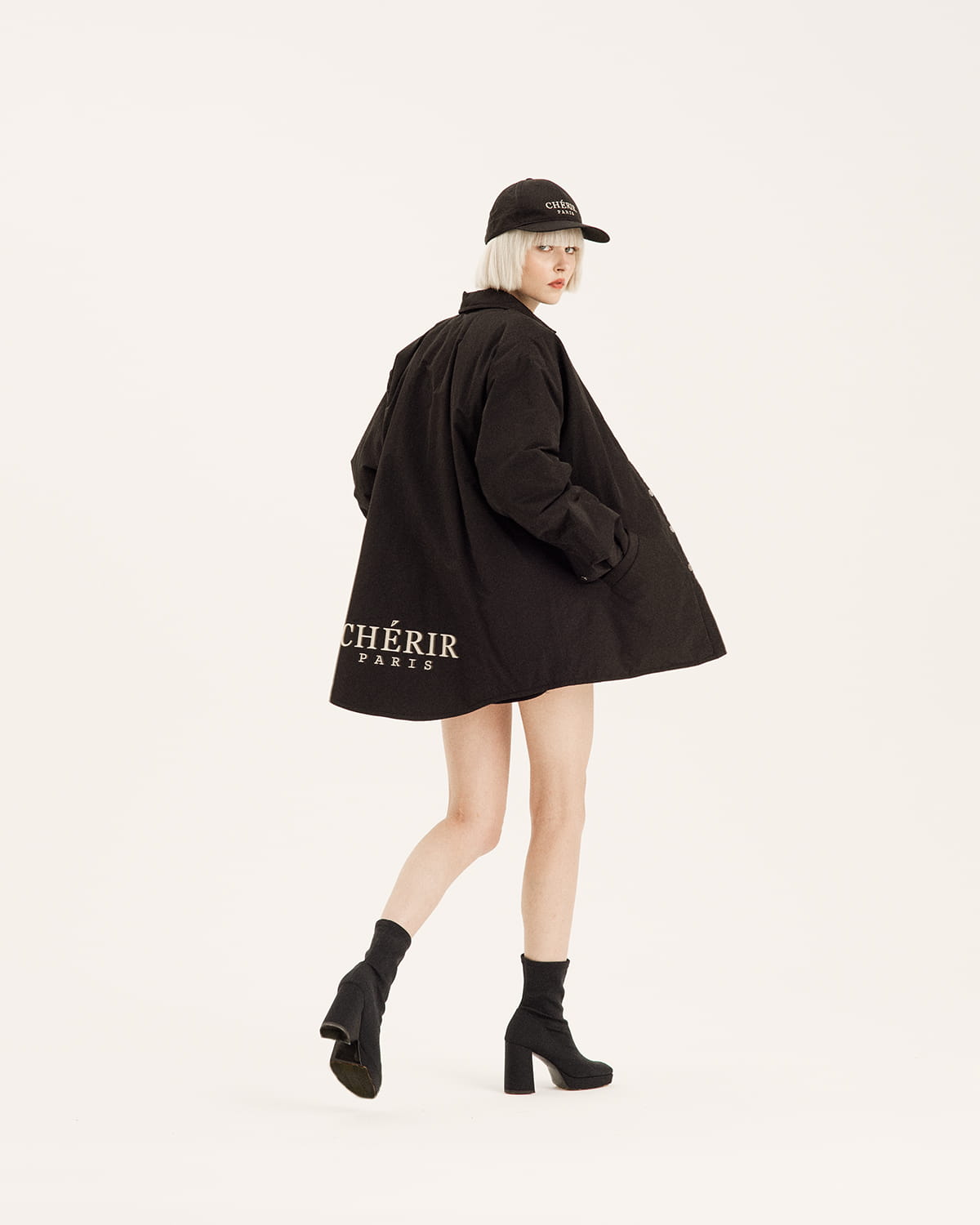 Cotton shirt-style insulated jacket in black