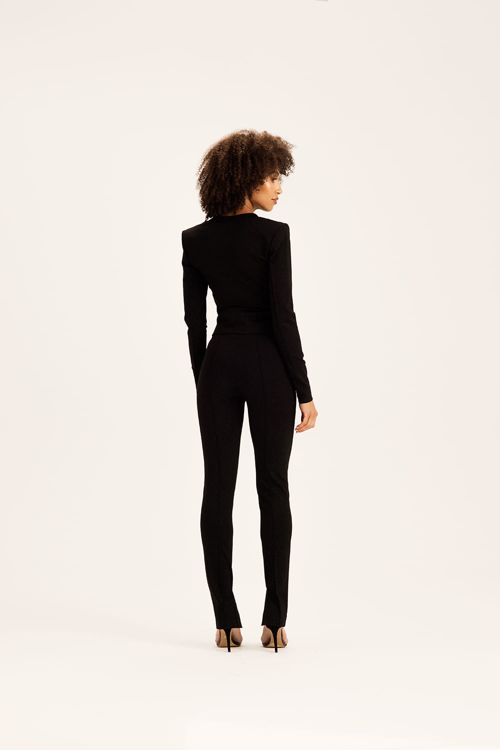 Black high-waisted leggings